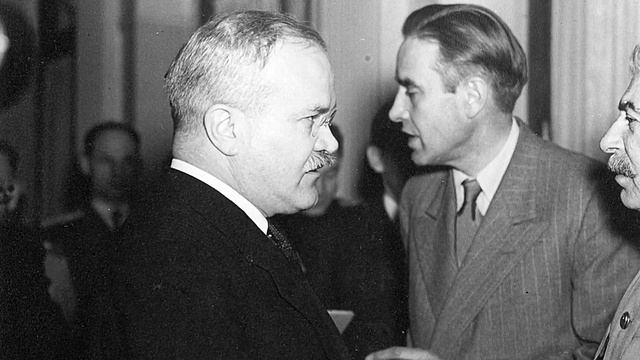 2016.04 - Основная проблема современности (Зазнобин В.М.) смотреть онлайн