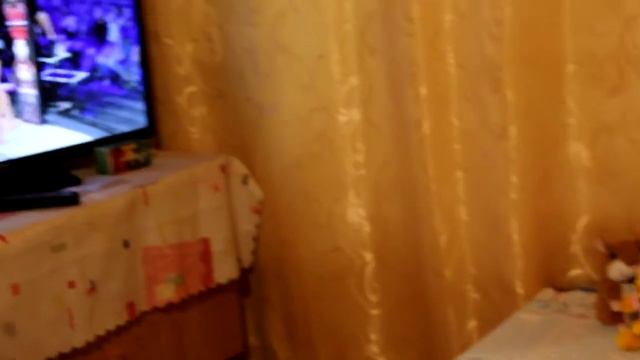 Моя бабушка (92 года!) смотрит ММА