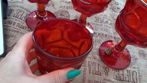 Урановое стекло. Радиоактивная посуда.