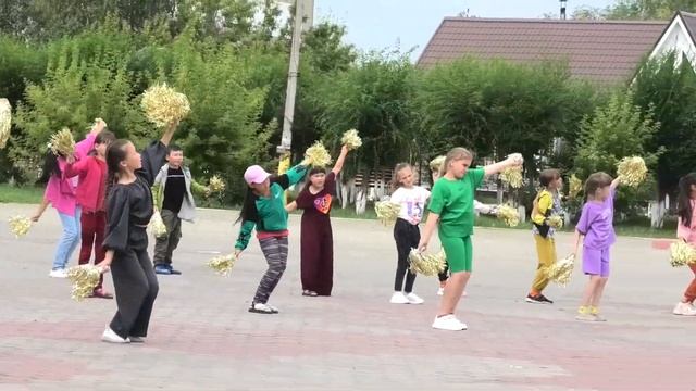Флешмоб "Счастливые дети Казахстана" смотреть онлайн