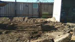 Самодельный бортоповоротный погрузчик. Планировка участка.