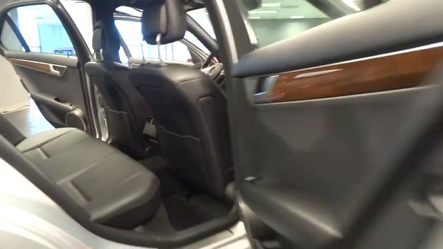 2012 Mercedes-Benz C300 смотреть онлайн