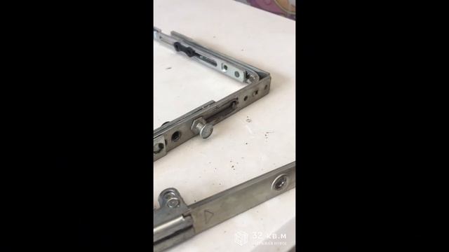 Чистка и смазывание фурнитуры окна. смотреть онлайн