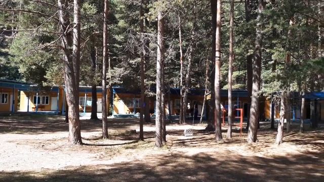 Летние домики альплагеря и кемпинга Адыл Су в поселке Эльбрус смотреть онлайн