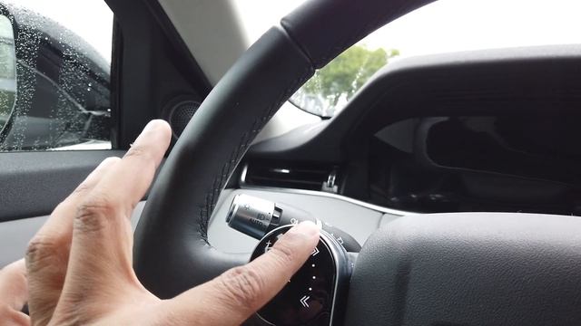 Hidden volume control on Range Rover смотреть онлайн