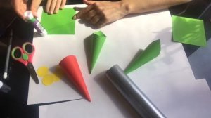 Ракета из цветной бумаги