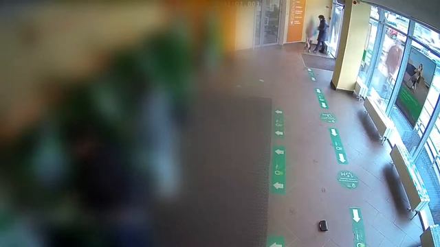 Розыск. Женщина попросила рёбнка украсть кошелёк. Ангарск смотреть онлайн