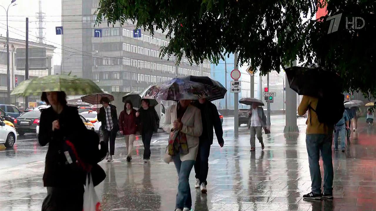 Столица дождей город. Дождь в Москве сейчас. 23 Июня 2023 дождь. Дождь в Москве 23 июня 2023 видео. Когда в Москве начнутся ливни грозы.