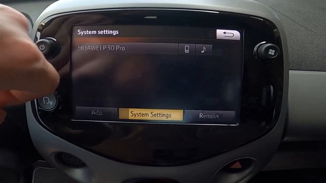 How to Enable or Disable Phone Status in Toyota Aygo II ( 2014 - 2021 ) смотреть онлайн