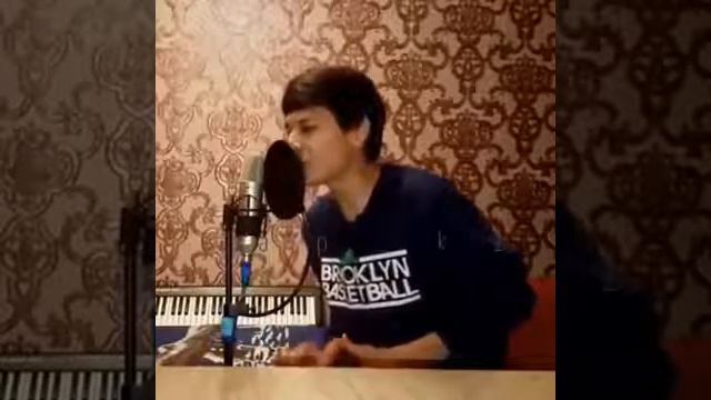 АКМАЛЬ ХОЛХОДЖАЕВ Шок парень из Узбекистана круто поетI got love Myiagi & Эндшпи