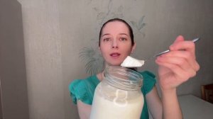 Сквашиваю молоко лактобактериями Casei. Получилось очень нежно.