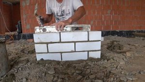 №3 кладка кирпича в горизонт
