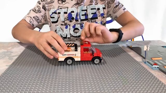 Обзор на набор LEGO City торговая улица
