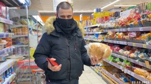 ДИКИЙ КАССИР НАБРОСИЛСЯ НА ПОКУПАТЕЛЯ! УГРОЗЫ И ХАМСТВО В "ДИКСИ"! РЕУТОВ, МОСКВА