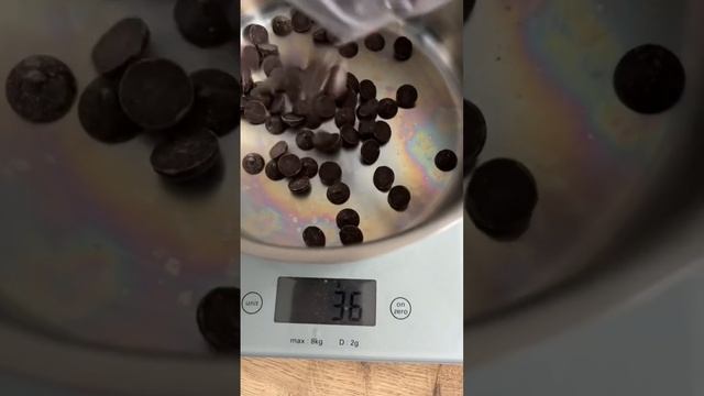 Орехово- карамельный десерт без выпечки ! Рецепт в комментариях смотреть онлайн