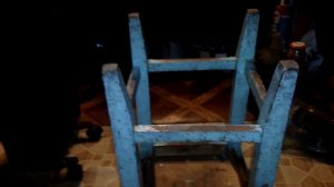 Лайфак; как уместить на одном стуле 4(четыре)  человека.