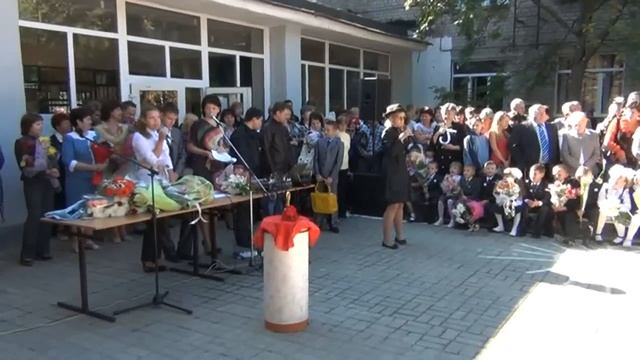 Школьная линейка. 1 сентября 2012. Курск. Школа №1 смотреть онлайн