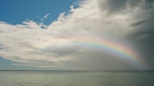 Преломление солнечного света над морем @UHD.Trip #сочи #rainbow #seascape