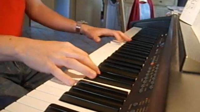 Yann Tiersen - La Valse d`Amelie смотреть онлайн