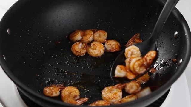How to make THE BEST NIGERIAN FRIED RICE // Mind blowing Fried rice recipe