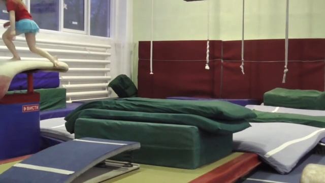 21 апреля мы с детьми снова взяли в спортзал камеру смотреть онлайн