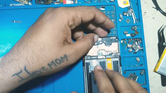 Oppo A83 showing only battery indication when you press on/off key oppo a83 charging error solution смотреть онлайн