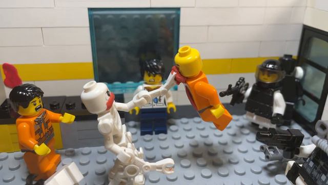 😱 SCP Самоделка «ПОБЕГ СКРОМНИКА» смотреть онлайн