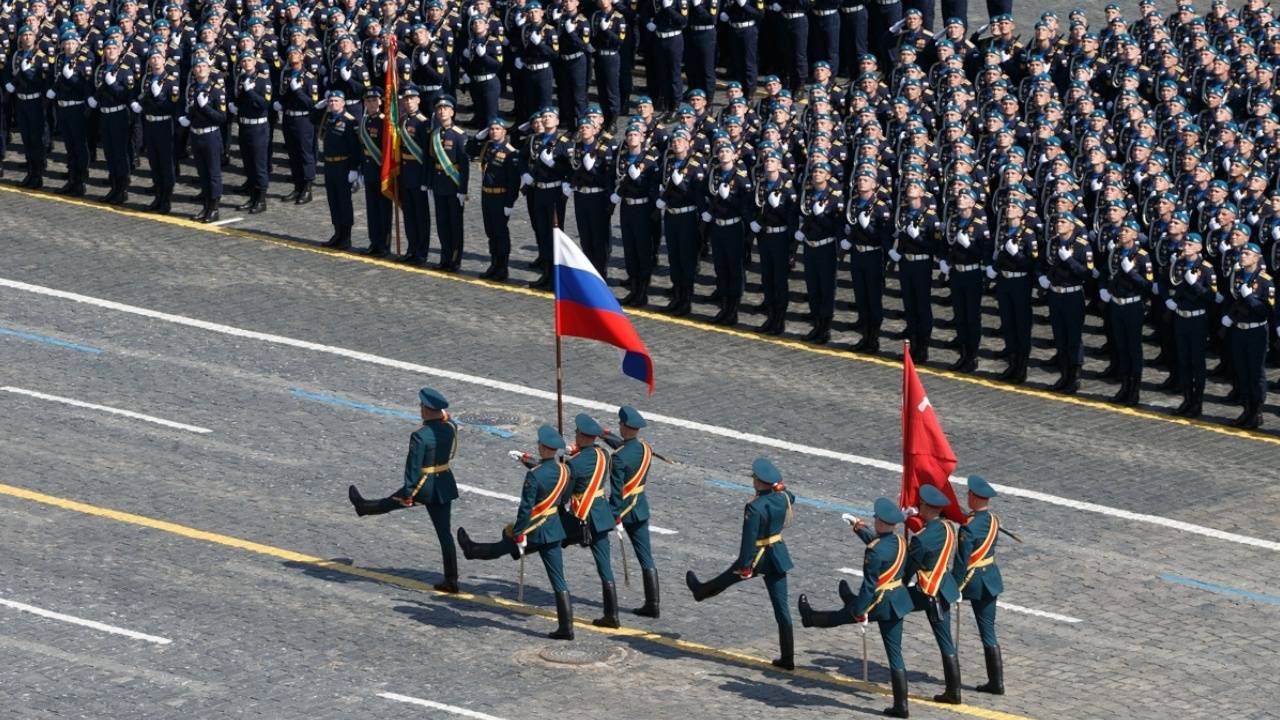 Peter Gunn - Henri Mancini (Feat. Russian) смотреть онлайн