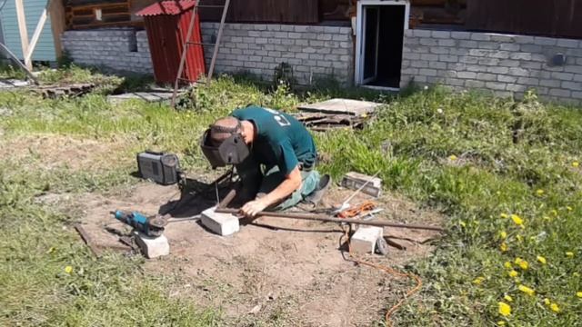 Турник для выполнения австралийского подтягивания из хлама, своими руками смотреть онлайн