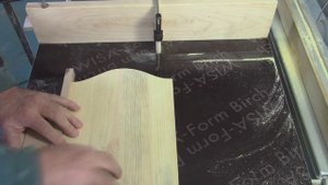 Как изготовить криволинейную филенку на циркулярной пиле. How to make door panel by circ saw.