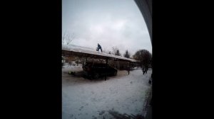 1) Блог агронома - уборка снега с навеса для авто