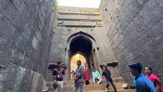 Chhatrapati Shivaji Maharaj History (Hindi) With Guide | रायगढ़ किले का इतिहास | Part-1 смотреть онлайн