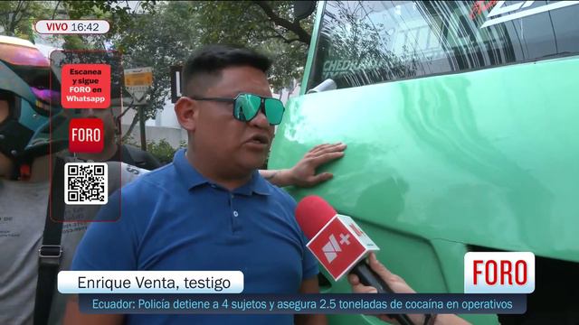 Ferrari choca contra camión de transporte público en el Periférico Sur, Ciudad de México смотреть онлайн