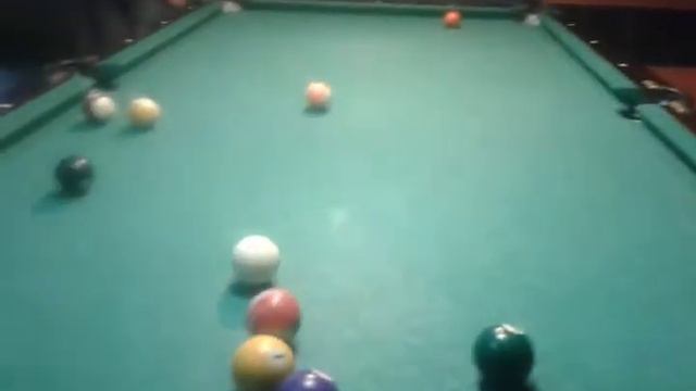 В первый раз играл в бильярд смотреть онлайн