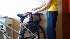 Сумка на багажник велосипеда самодельная.