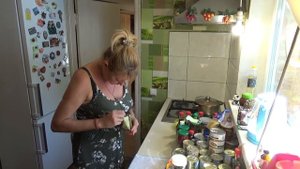 готовлю завтрак, уха из консервов, результат порадовал, готовлю так впервые, Шаповаловы кухня, влог