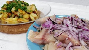 Вкусный ОБЕД или УЖИН из простых продуктов! Вкусная жареная картошка и малосольная скумбрия!