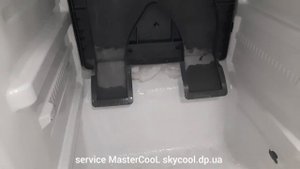 Холодильник Samsung не холодит холодильная камера. Много льда в морозильной камере