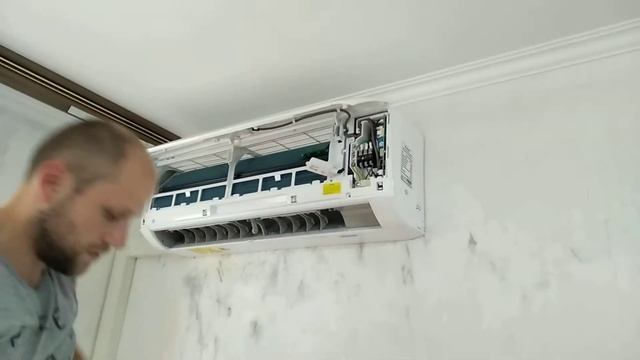 Как снять крышку внутреннего блока сплит-системы Gree смотреть онлайн