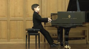 Э.Григ Шествие гномов  исп. Андрей Гончаров / E. Grieg March of the Dwarfs perf. by Andrey Goncharo