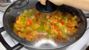 Шакшука с курицей на сковороде.Вкусный рецепт на ужин?