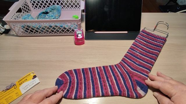 СП"Носочная коробочка 2023". Отчёт 8. Август. смотреть онлайн