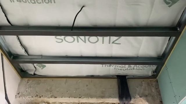 Звуко изолированный потолок из гипсокартона, самонесущий без подвесов. смотреть онлайн