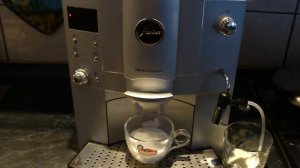 Jura Impressa E25 Auto-Cappuccino funkcióval
