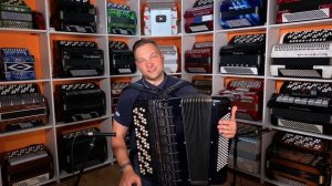 Великолепный баян "МИР" в салоне Баянист