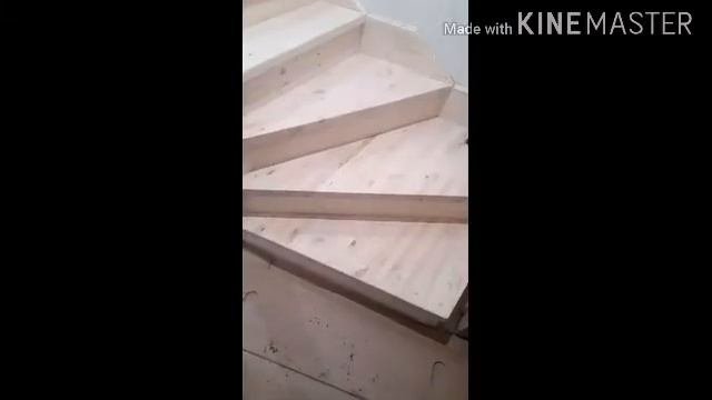 Деревянная лестница