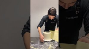 Декор торта коробка с цветочками