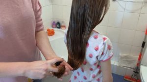 Как восстановить сухие волосы в домашних условиях.