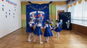 Современный танец с платками на 23 февраля в детском саду ￼