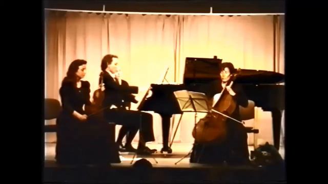 GOLDBEK TRIO Beethoven Piano Trio B flat major op. 11 "Gassenhauer-Trio" 2nd movement Adagio смотреть онлайн